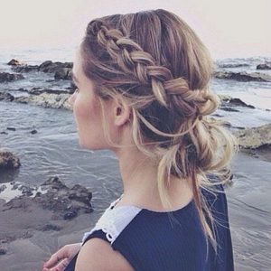 Messy Bun hairstyle